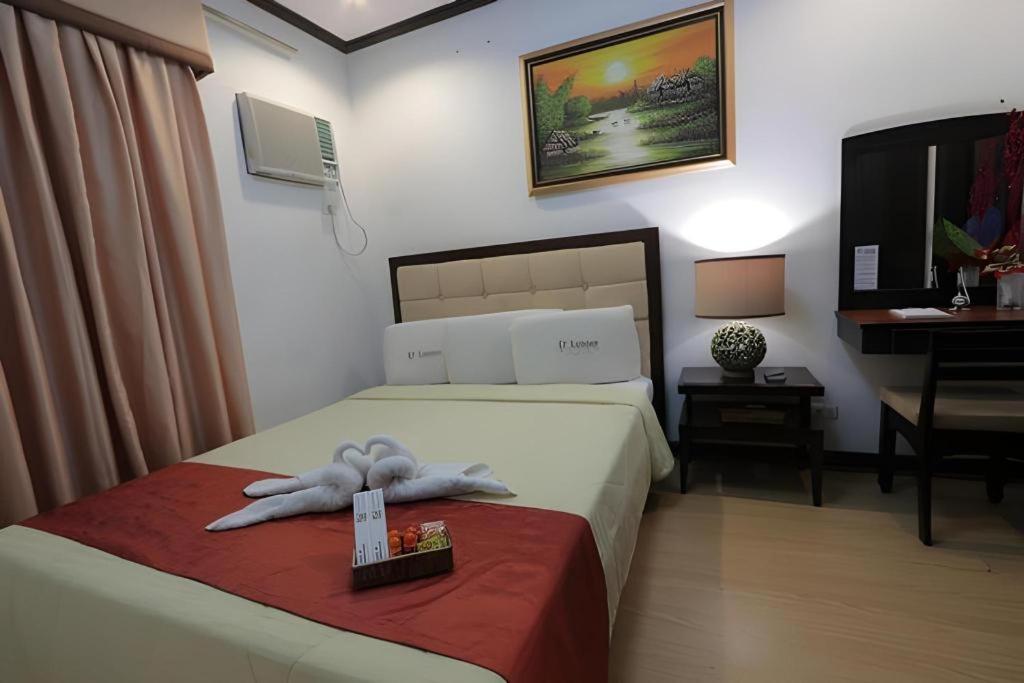 D' Leonor Hotel Davao City Dış mekan fotoğraf